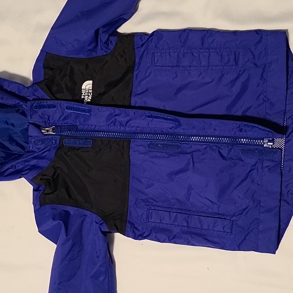 Toddler The North Face light weight jacket - Picture 5 of 9
